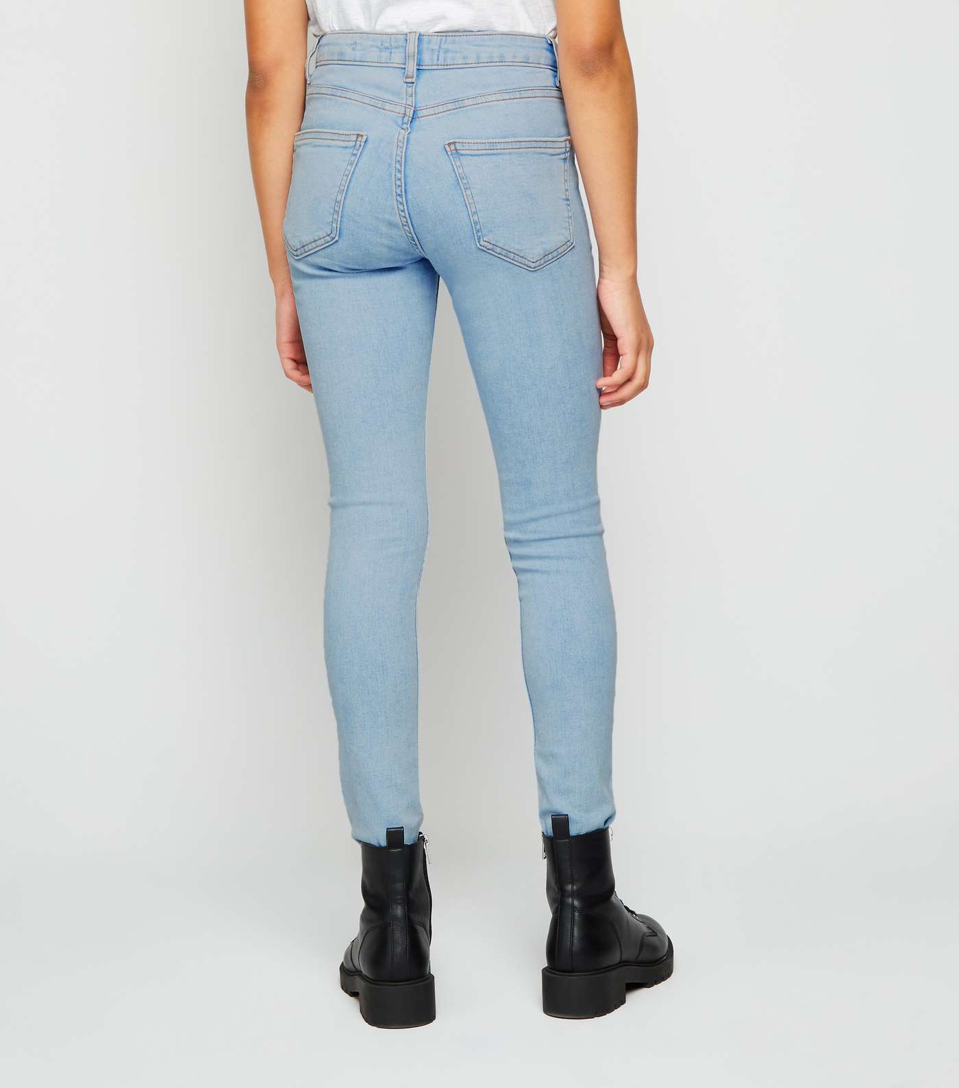 Girls Pale Blue Bleach Ripped Skinny Jeans Image 3