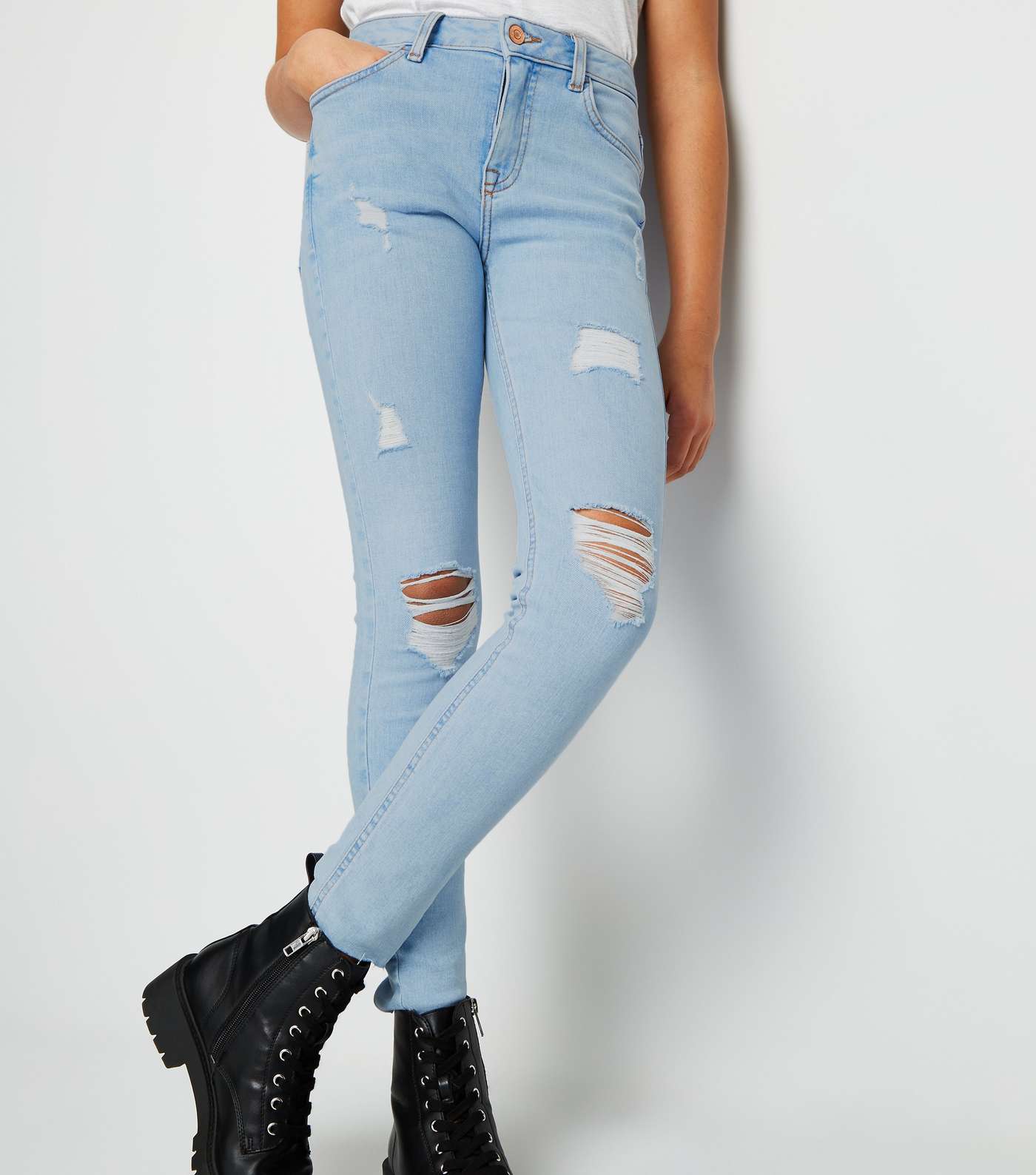 Girls Pale Blue Bleach Ripped Skinny Jeans Image 5