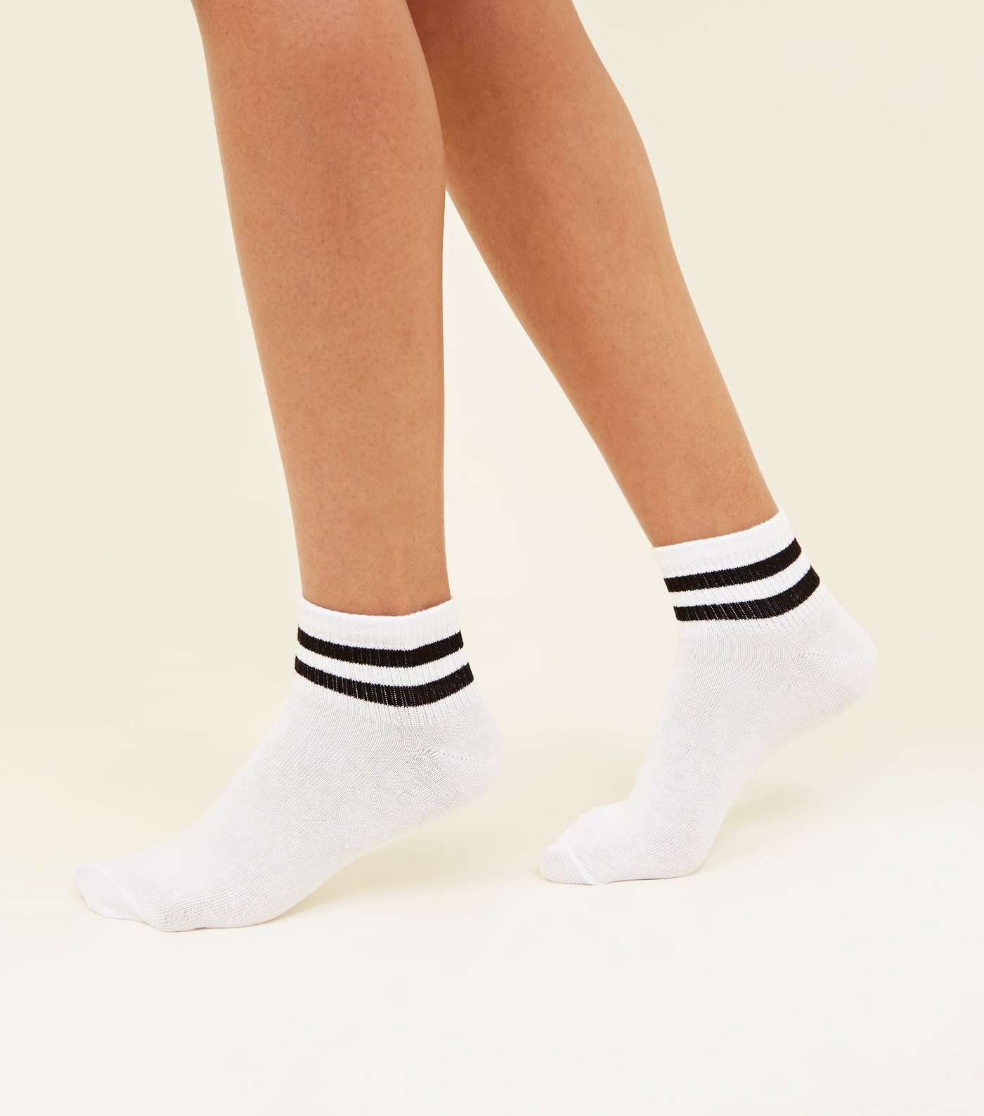 White Sport Stripe Ribbed Socks Image 2