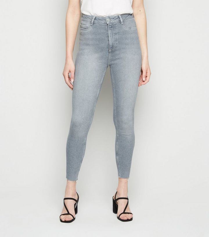 Hallie Hellgraue Superenge Skinny Jeans Mit High Waist New Look