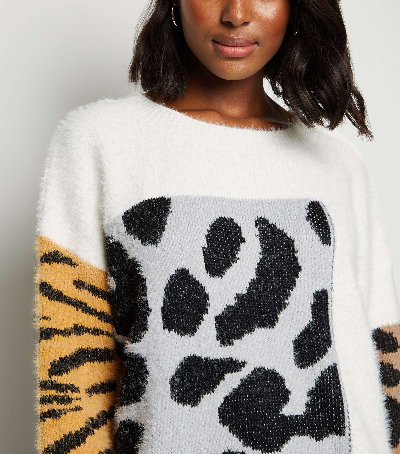Cameo Rose Off White Mixed Animal Print Jumper Image 5