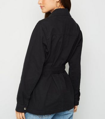 a belted lightweight jacket
