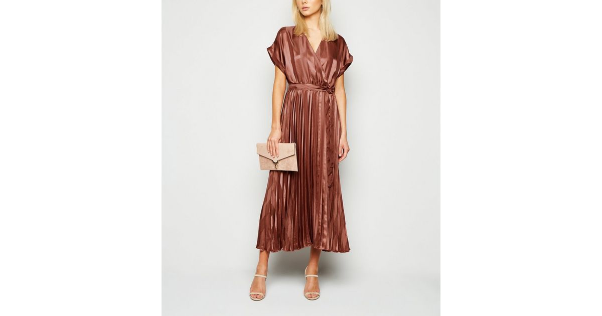 Rust Stripe Satin Pleated Midi Dress | New Look
