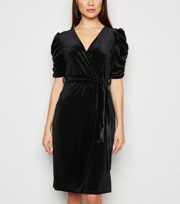 black velvet puff sleeve dress
