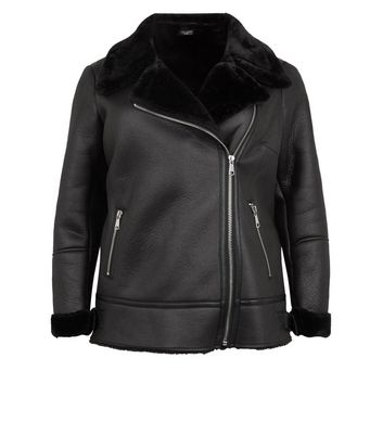 Curves Veste aviateur noire doublure en fausse fourrure New Look