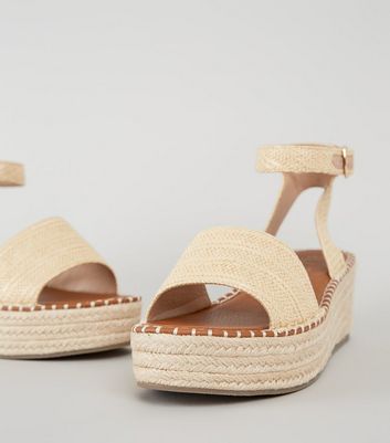 woven flatforms