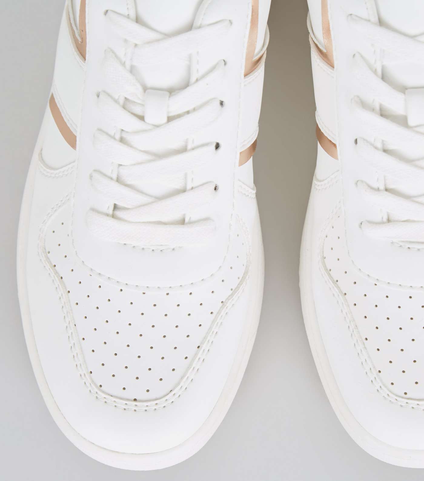 Girls White and Rose Gold Trainers Image 4