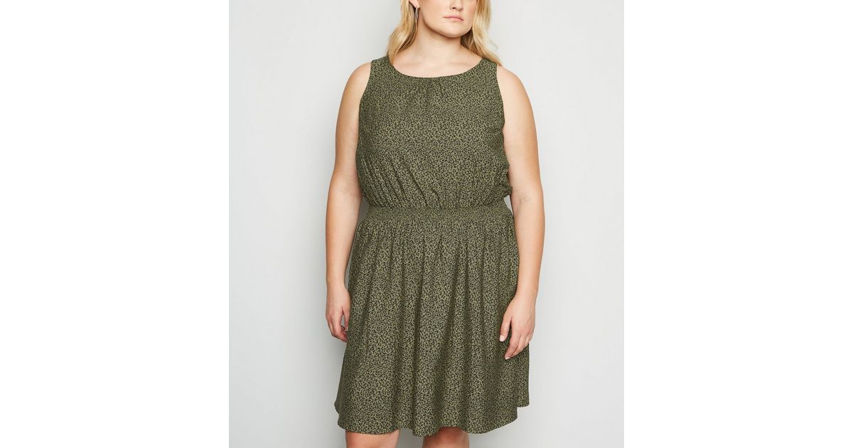 Curves Green Floral Sleeveless Dress New Look