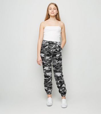 Girl cheap camo joggers