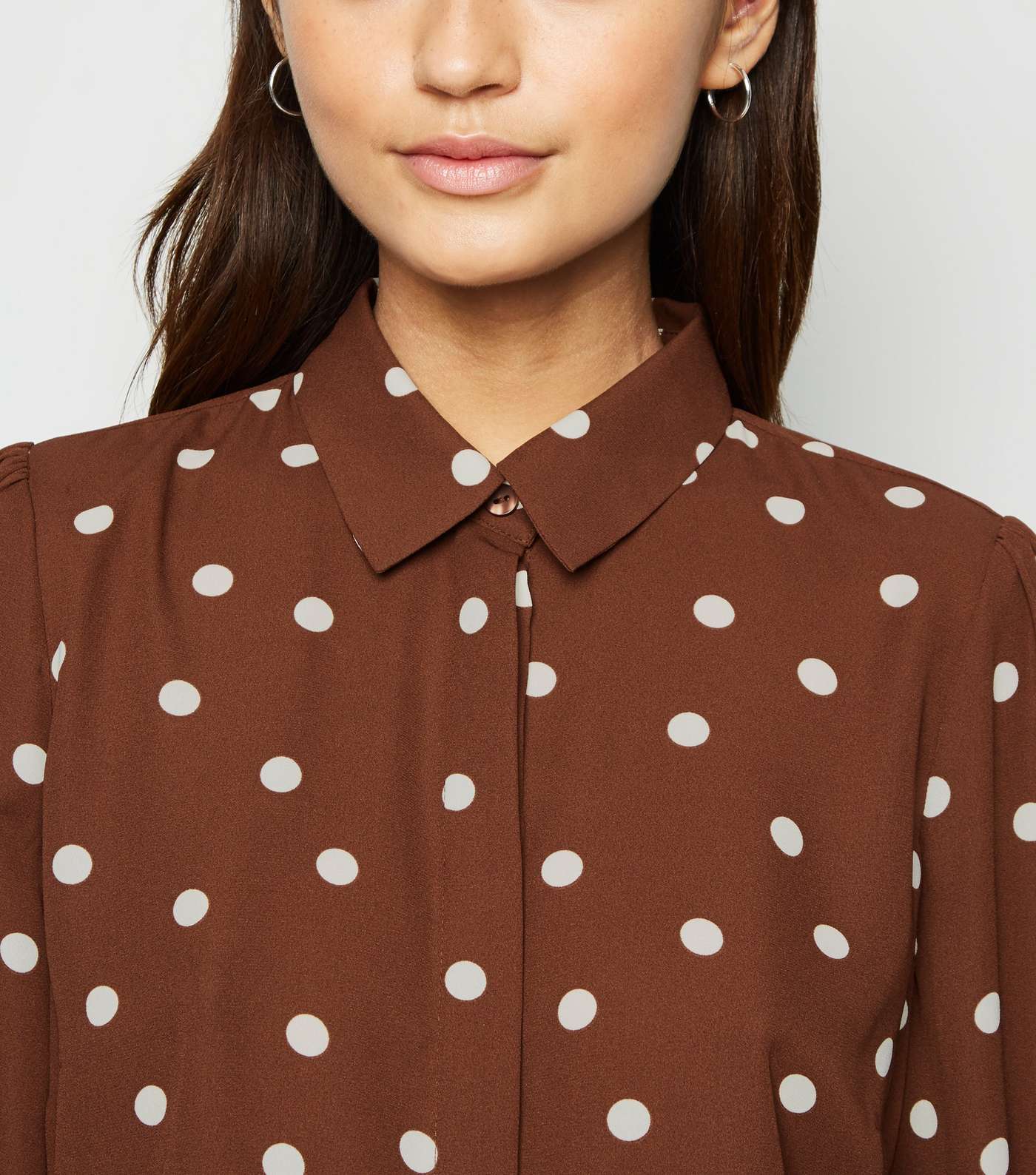 Petite Brown Spot Dip Hem Long Sleeve Shirt Image 5