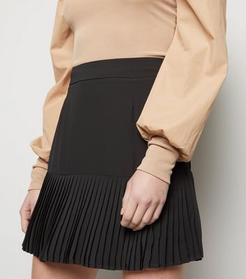 Mini pleated chiffon skirt hotsell