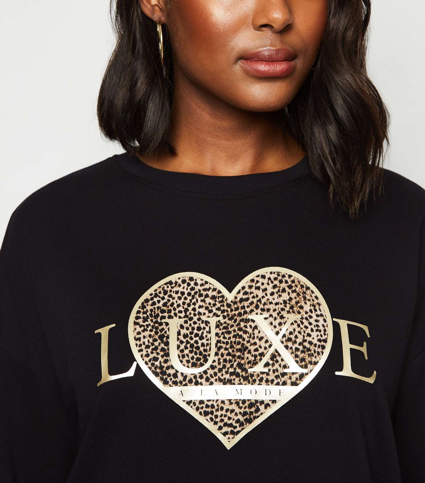 Black Luxe Animal Print Heart Slogan Sweatshirt Image 5