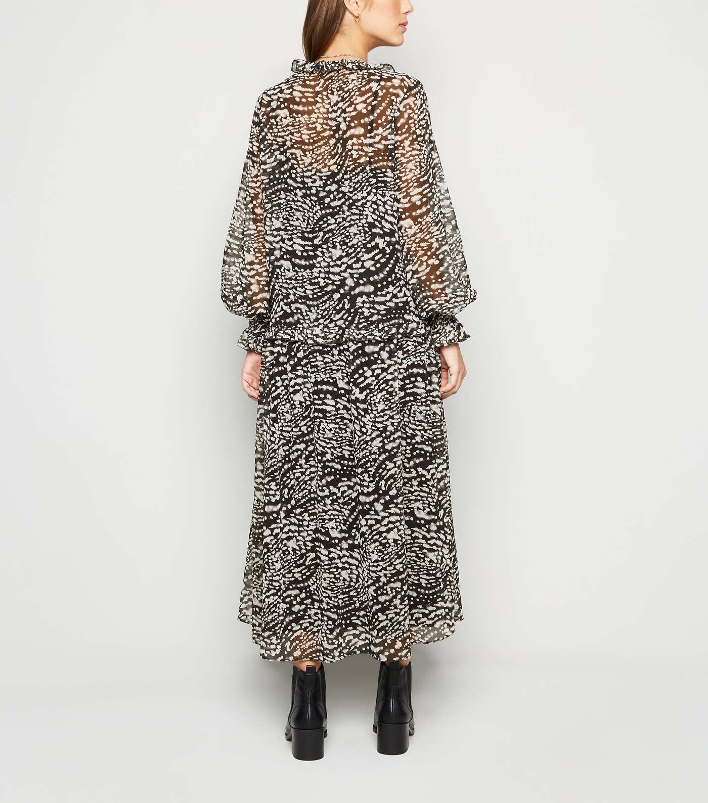 Black Leopard Print Chiffon Midi Dress Image 2