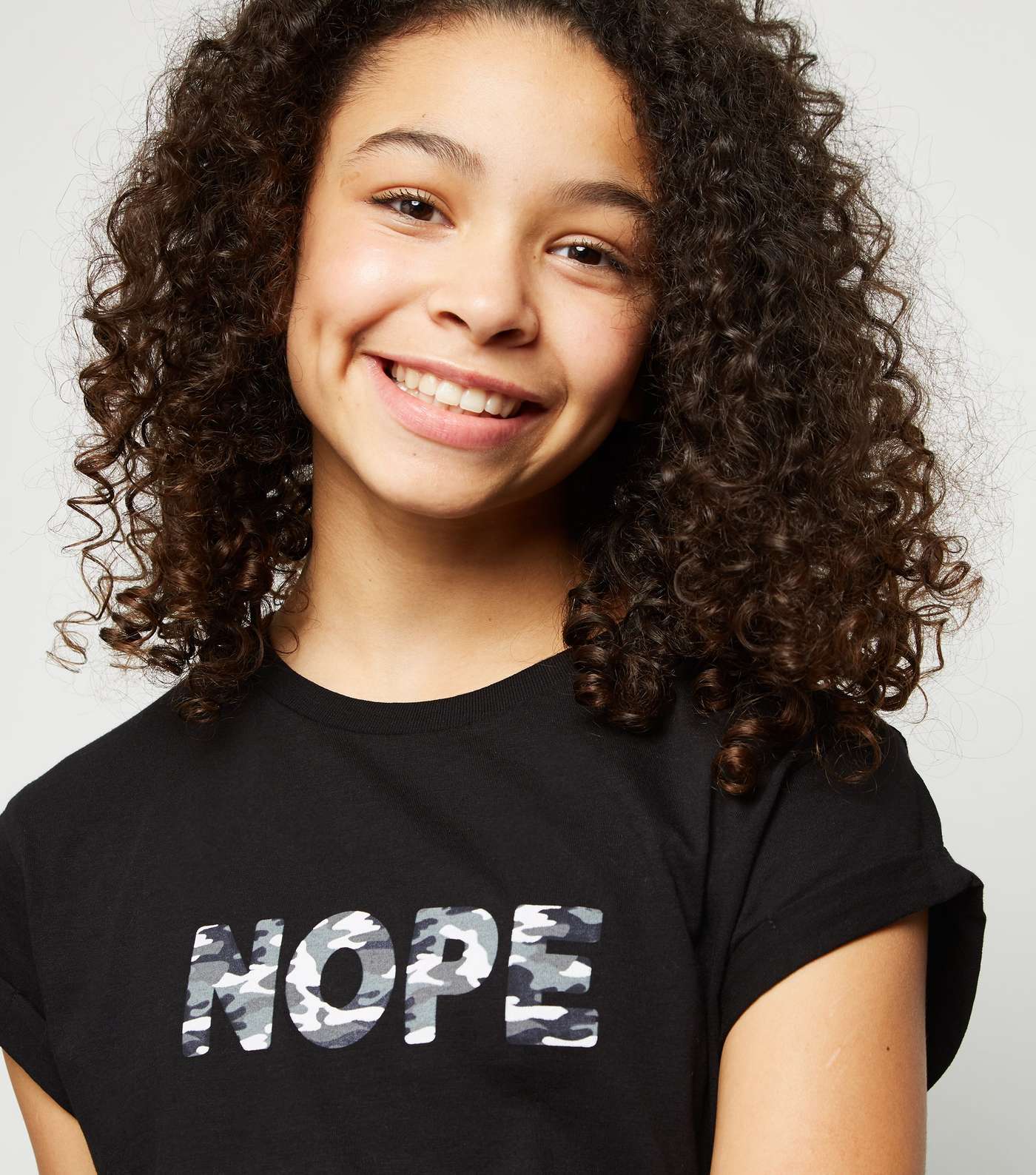 Girls Black Camo Hope Slogan T-Shirt Image 5