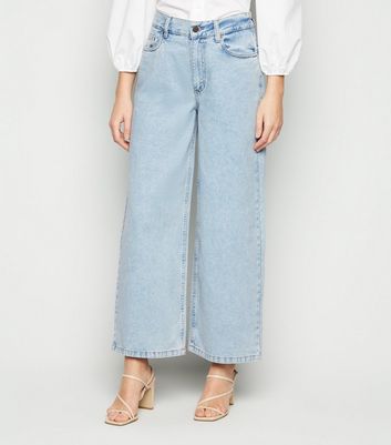 noisy may wide leg jeans with high rise in light blue wash