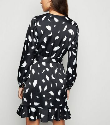 Image of Black Spot Satin Long Sleeve Wrap Dress New Look