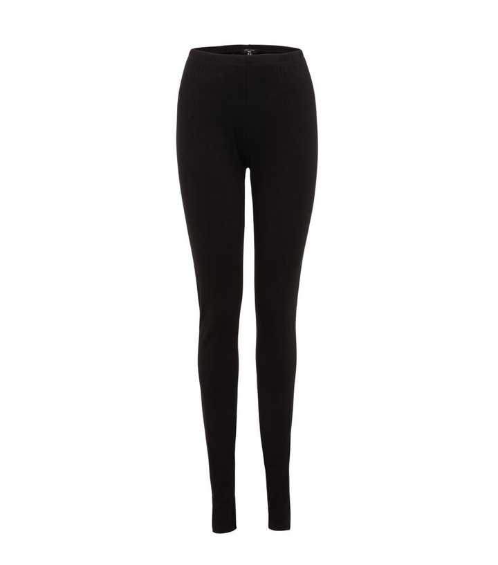https://media2.newlookassets.com/i/newlook/654856601M9/womens/clothing/loungewear/tall-black-extra-long-leggings.jpg?strip=true&qlt=50&w=720