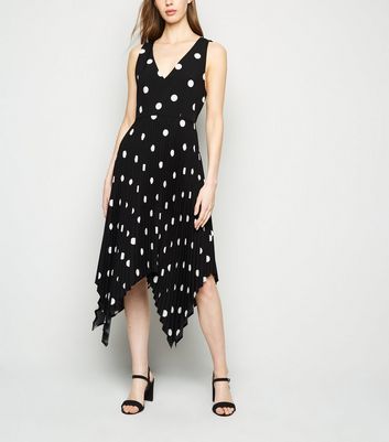 Image of AX Paris Black Spot Pleated Midi Dress New Look