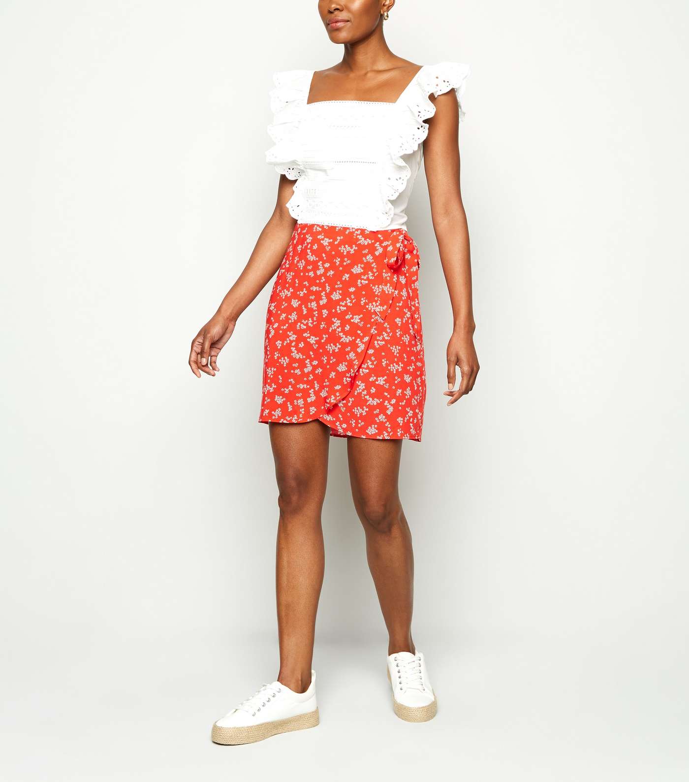 Red Daisy Print Mini Wrap Skirt Image 2