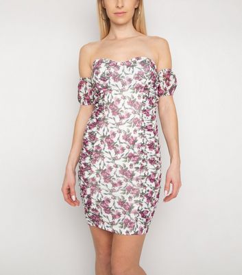 robe blanche col bardot