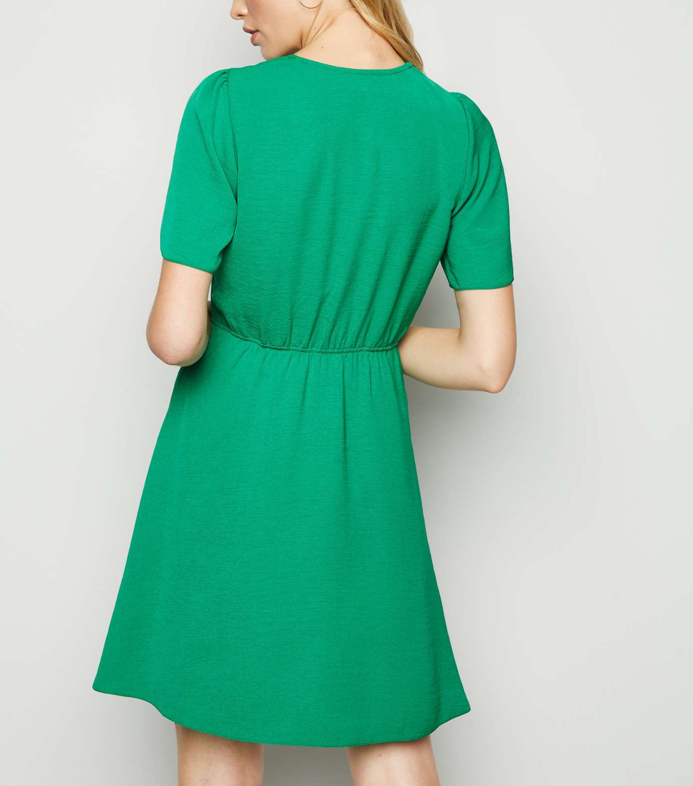 Green Button Puff Sleeve Tea Dress Image 3