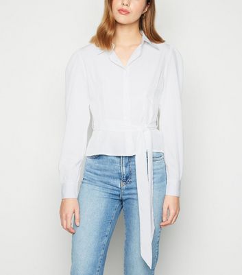 Damen Kleidung Tops & T-Shirts Blusen New Look Blusen Bluse mit cut out in weiß von New Look 