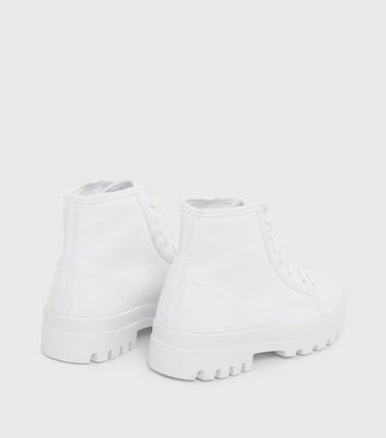 White trainer outlet boots