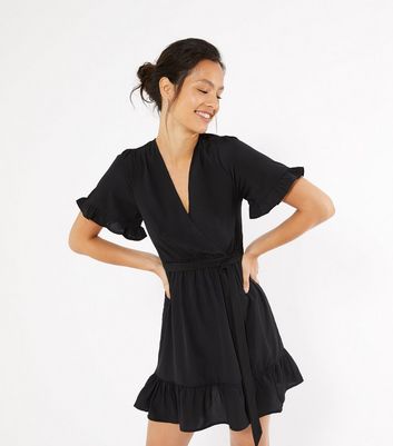 frill sleeve black dress