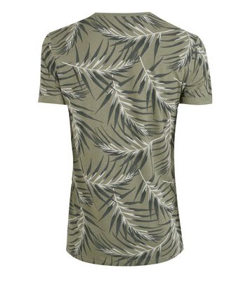 Image of Only & Sons Green Palm Print T-Shirt New Look