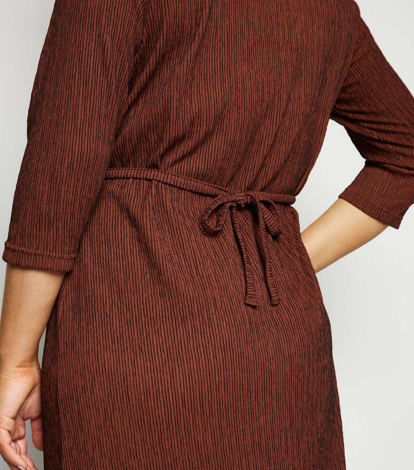 Vero Moda Curves Burgundy Stripe Textured Dress Image 5
