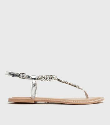 Silver on sale sandals flat