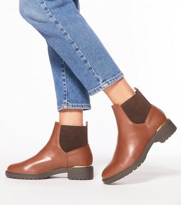 Wide Fit Tan Metal Trim Chelsea Boots New Look