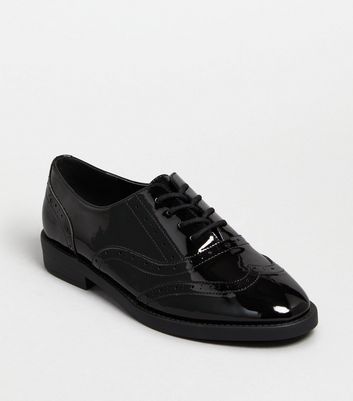 black shiny ladies brogues