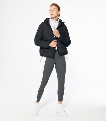 new look hooded boxy puffer jacket in black