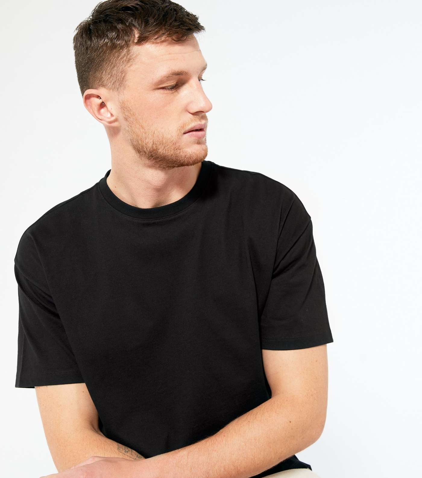 Black Plain Relaxed Fit T-Shirt Image 3