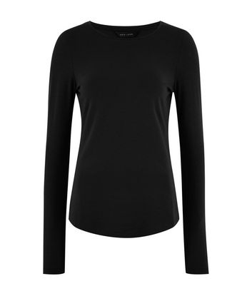 black round neck long sleeve top