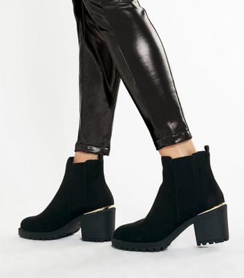 Black Suedette Chunky Block Heel Boots | New Look