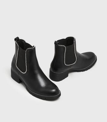 Image of Black Stud Embellished Chelsea Boots New Look