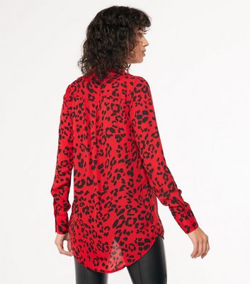 leopard red shirt