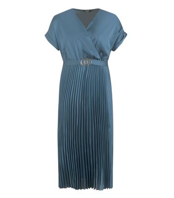 Curves Teal Satin Belted Pleated Midi Dress New Look