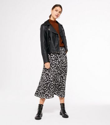 Image of Black Animal Print Midi Skirt New Look