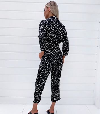 Image of AX Paris Black Animal Print Collared Jumpsuit New Look