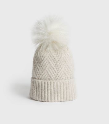 cream bobble beanie