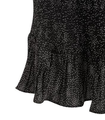 Image of Black Spot Shirred Frill Hem Mini Skirt New Look