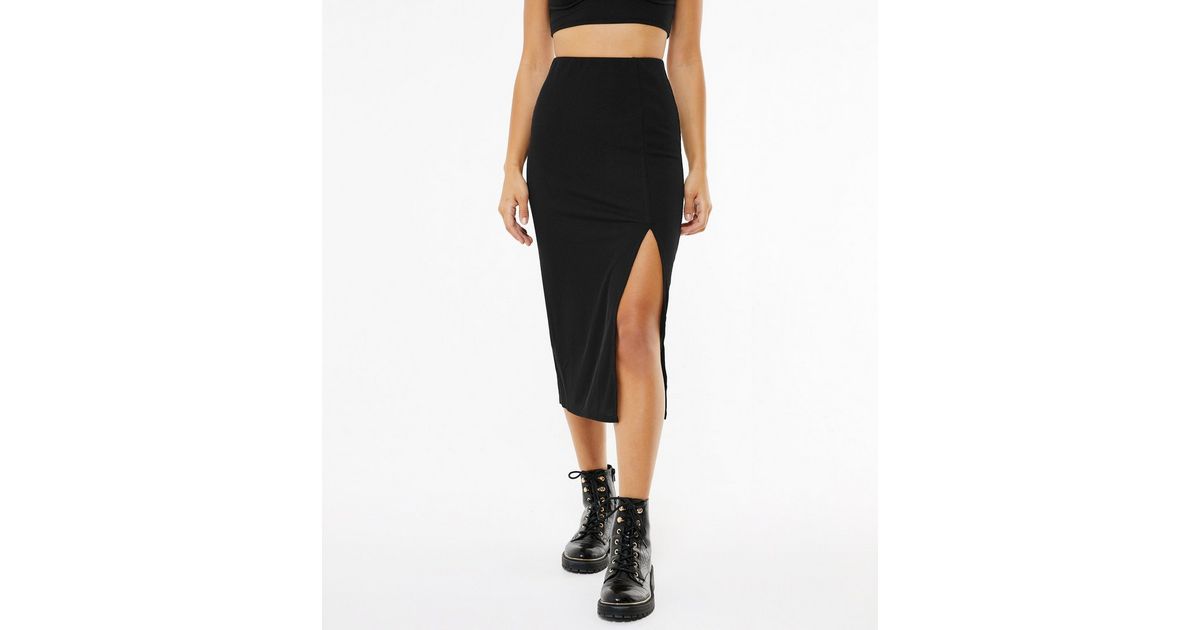 Black Ribbed Midi Skirt | New Look