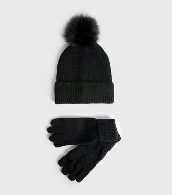 black faux fur bobble hat