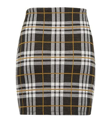 Image of Tall Black Check Jersey Tube Skirt New Look