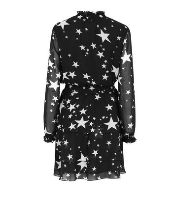Image of Black Star Print Tiered Mini Dress New Look