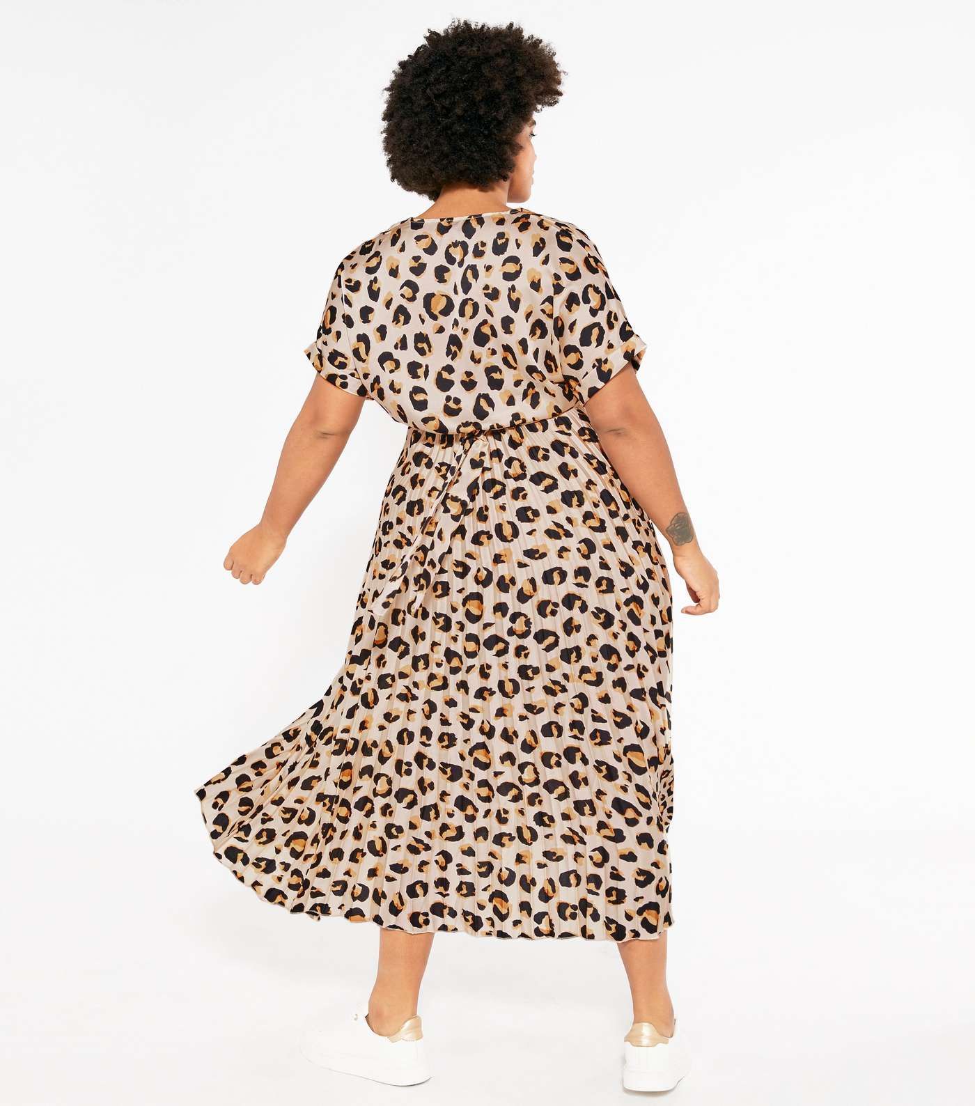 Curves Brown Leopard Print Pleated Satin Midi Dress Image 3