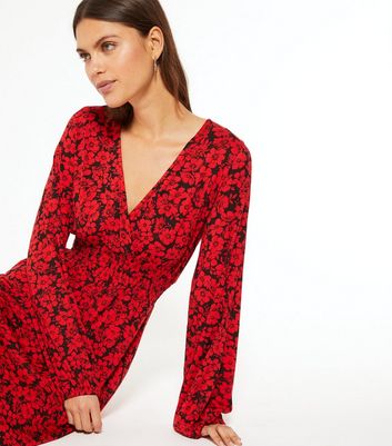 Red long deals sleeve floral dress